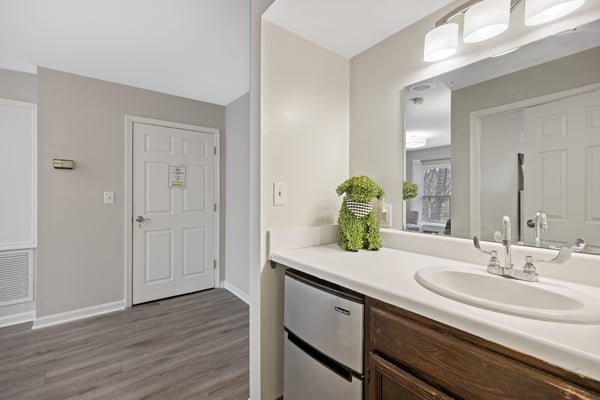 STT_Towson_Model_Room_Kitchentte_1_scaled